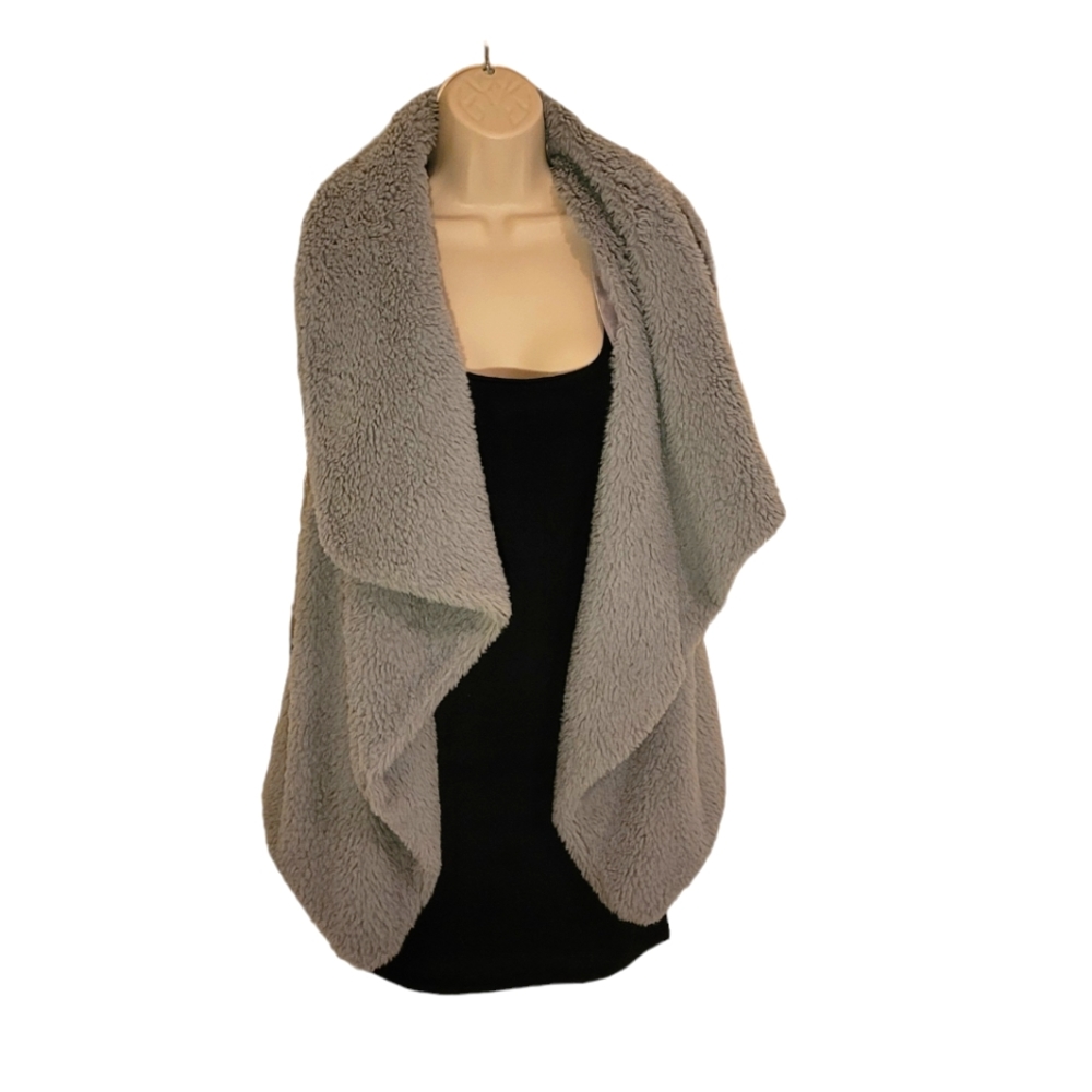 Love By Design L grey fur sweater vest